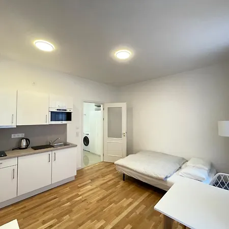 Apartament Varsavska 202